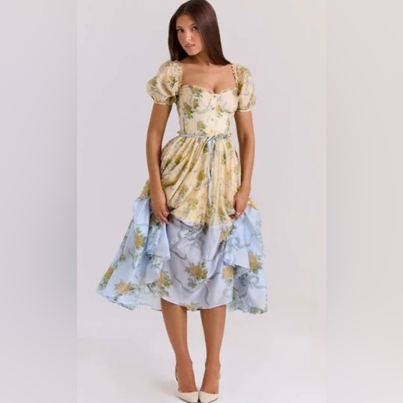 House of CB Dresses & Skirts - House of CB~ feminine, cottagecore/vintage-inspired dress